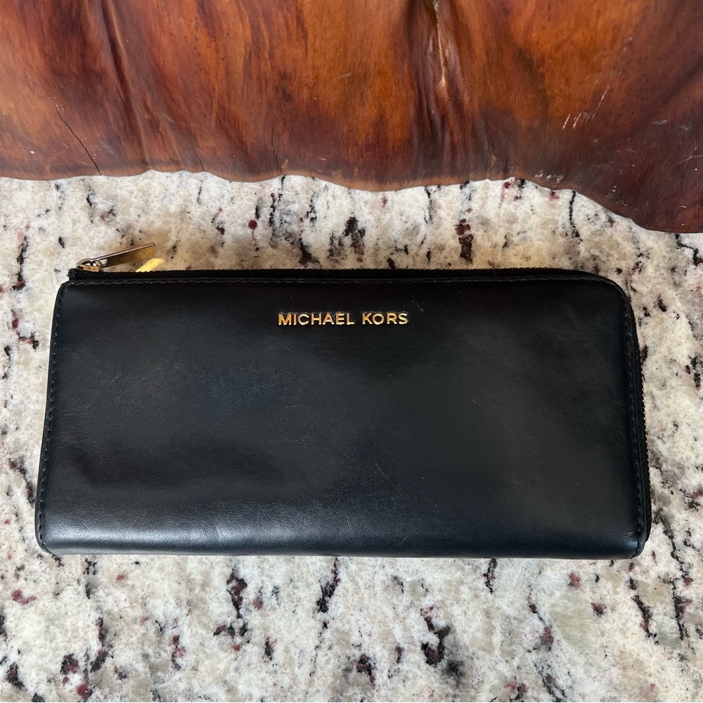 Michael Kors Leather Zip-Around Wallet - Picture 2 of 8